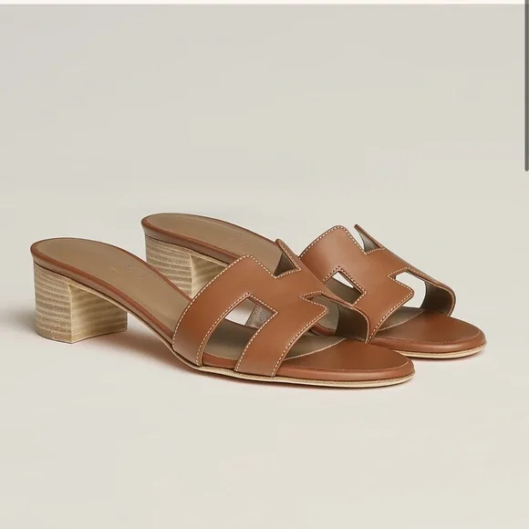 HERMES OASIS ORAN SANDALS - Picture 2 of 11